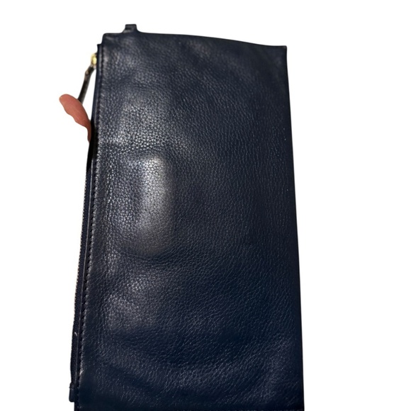 Michael Kors nevy blue Clutch with Gold Logo - Picture 6 of 10